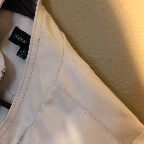 White faux leather jacket - Picture 5 of 5